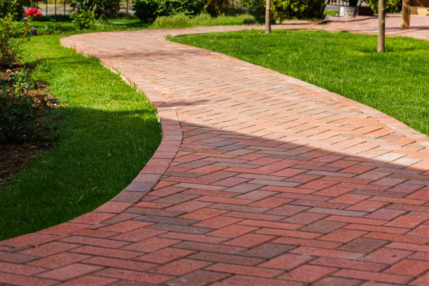 Best Residential Driveway Paver Services  in Fort Thompson, SD
